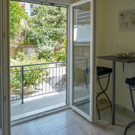 Modern Apartment In The City Center Ioánnina Exteriér fotografie