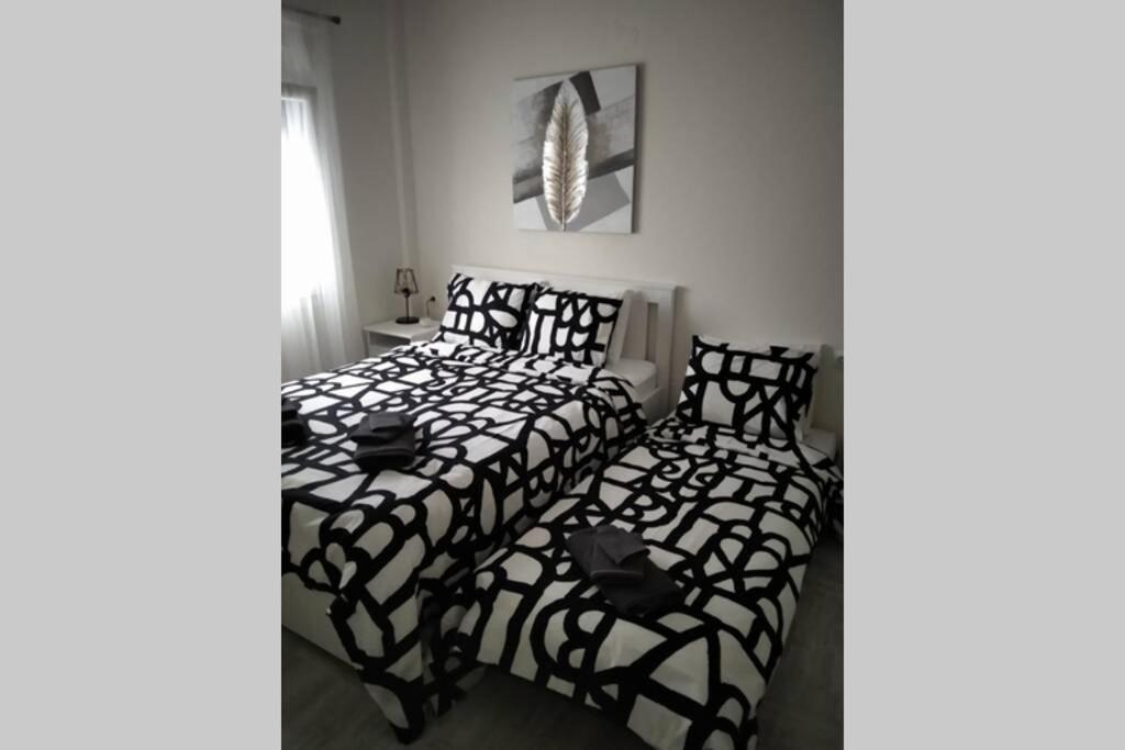 Modern Apartment In The City Center Ioánnina Exteriér fotografie